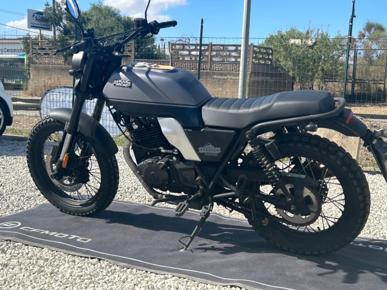 Brixton BX 250