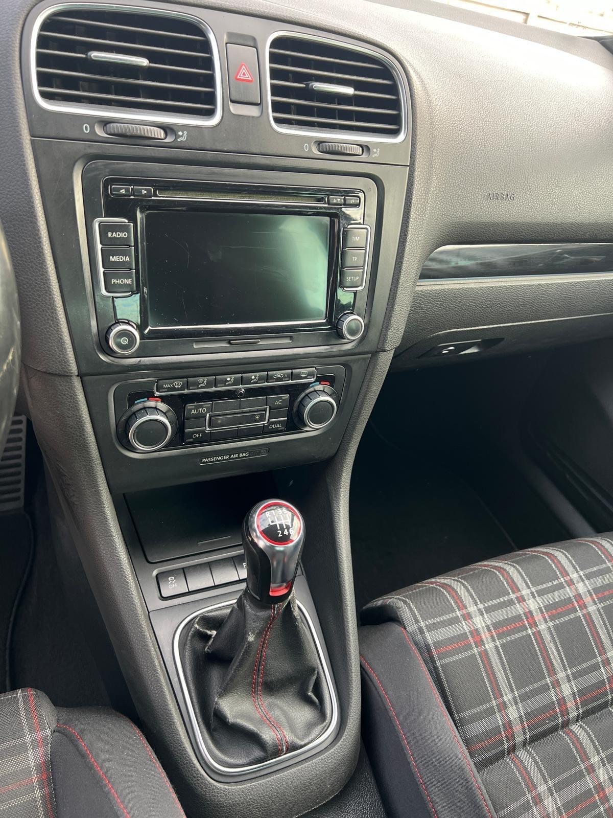 Volkswagen Golf GTI 2.0 TSI 5p.