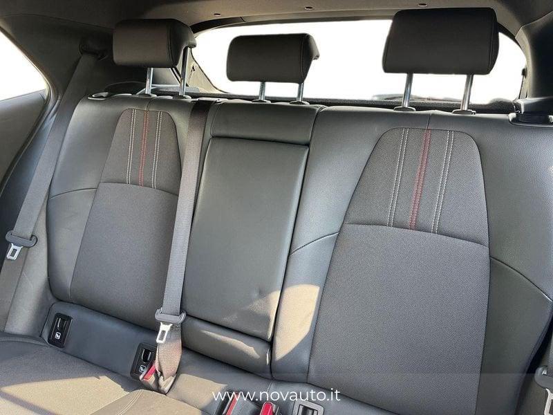 Toyota Corolla 1.8 Hybrid GR SPORT