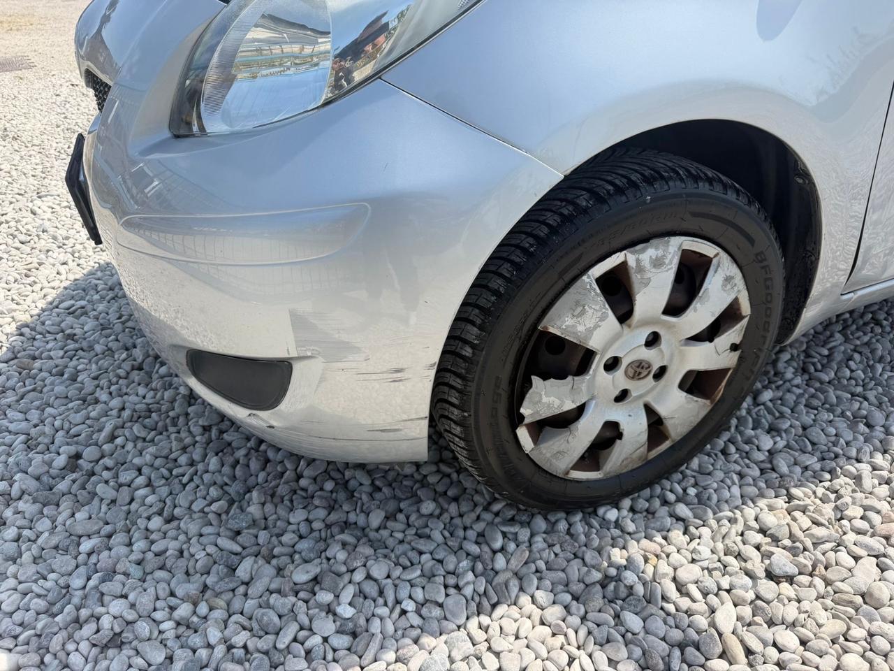 Toyota Yaris 1.0 5 porte Now GPL