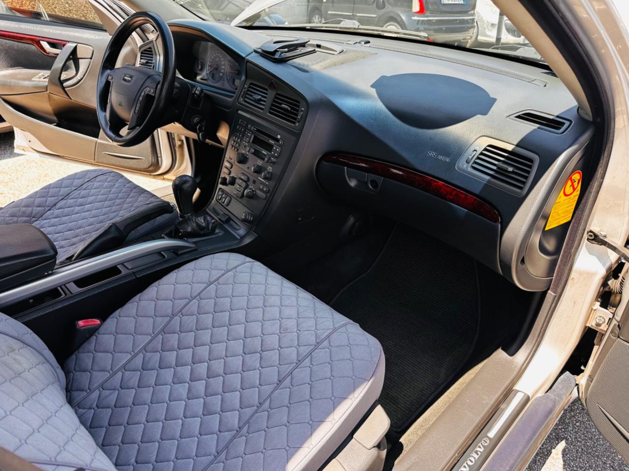 Volvo XC70 2.4i turbo 20V Optima 4x4