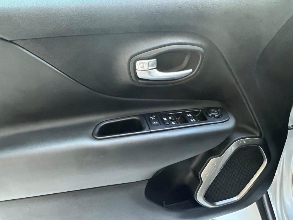 Jeep Renegade 1.0 T3 Limited tua da €169,00 mensili