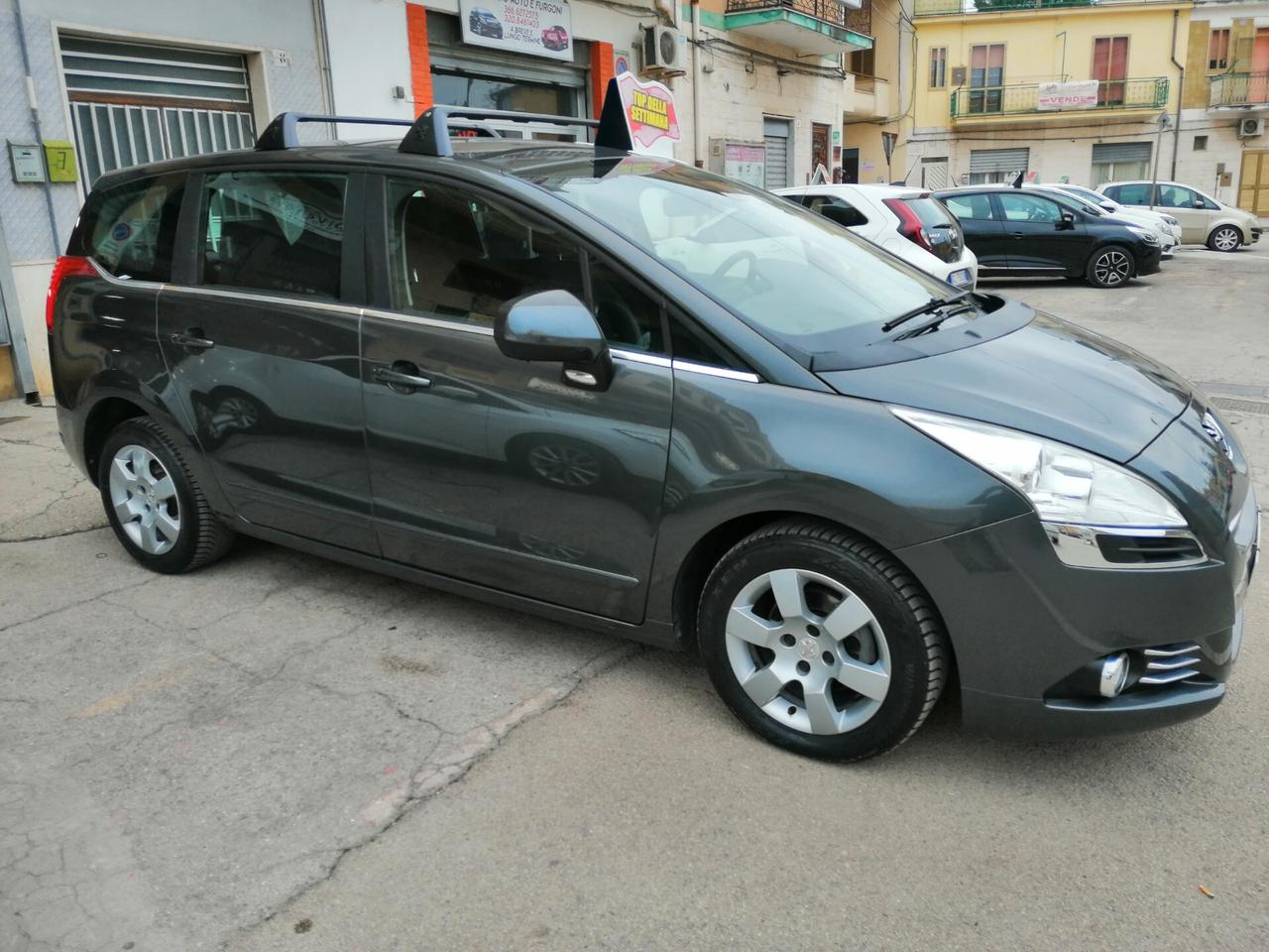 Peugeot 5008 1.6 HDi 115CV ALLURE 7 POSTI