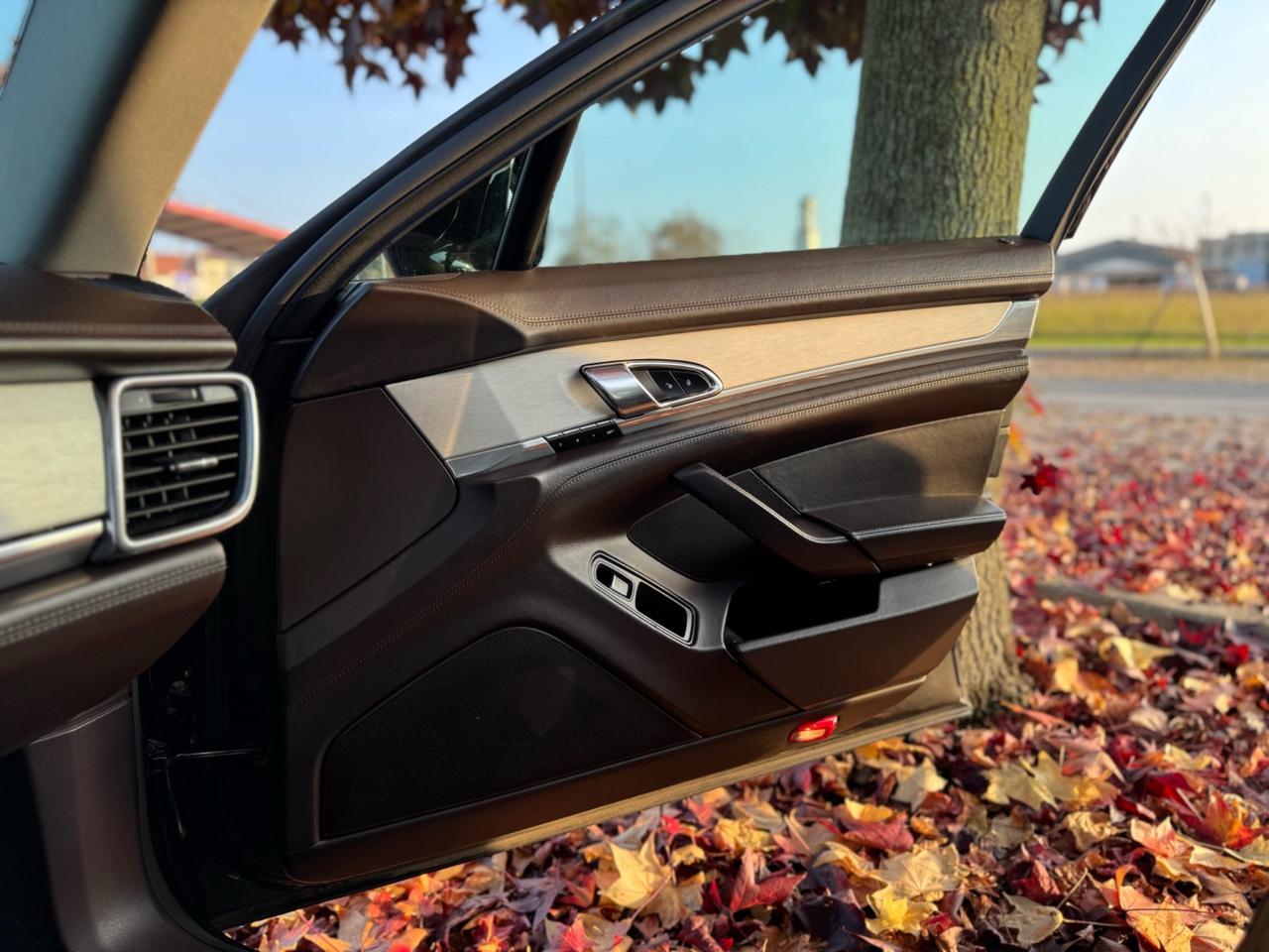 Porsche Panamera 3.0 Diesel PLATINUM EDITION