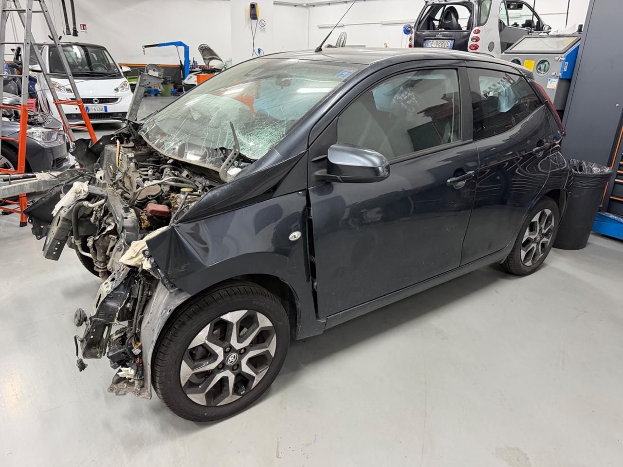 Toyota Aygo 1.0 VVT-i 72 CV 3 porte x-cool