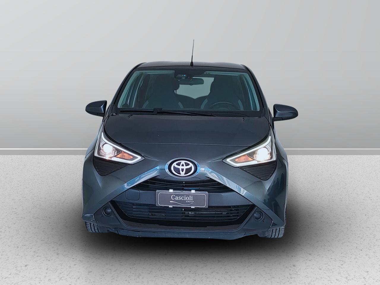 TOYOTA Aygo II 2018 5p - Aygo 5p 1.0 x-play m-mt 72cv