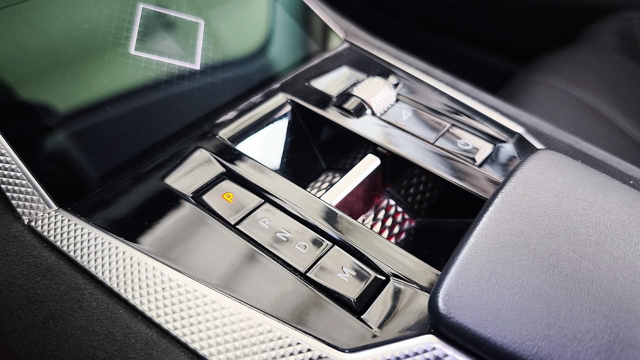 DS4 1.2 130cv 2022 Performance Line Cambio Aut.