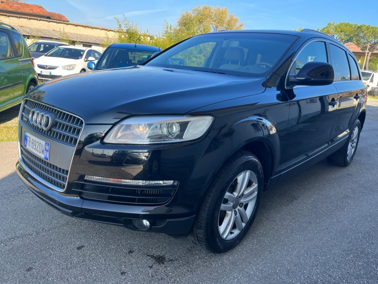 Audi Q7 3.0 V6 TDI 233CV quattro tiptronic km 137.000