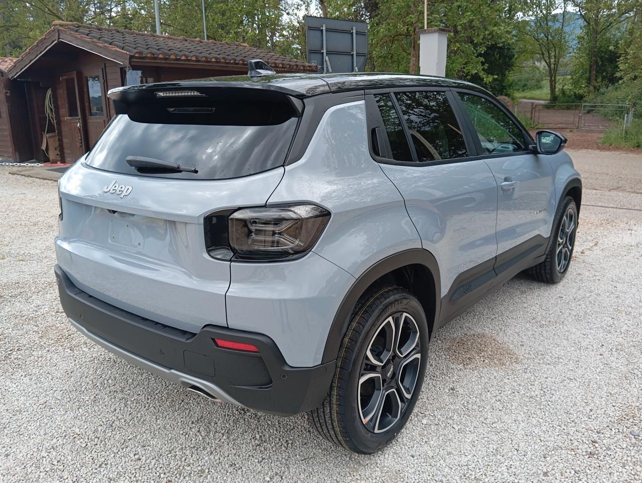 Jeep Avenger 1.2 Turbo 110 CV MHEV Summit
