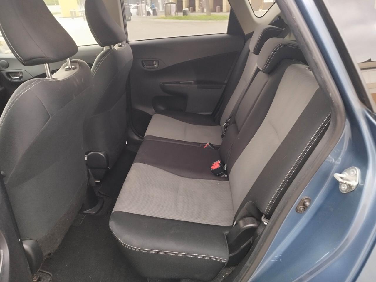 Toyota Verso-S 1.3 MT benzina