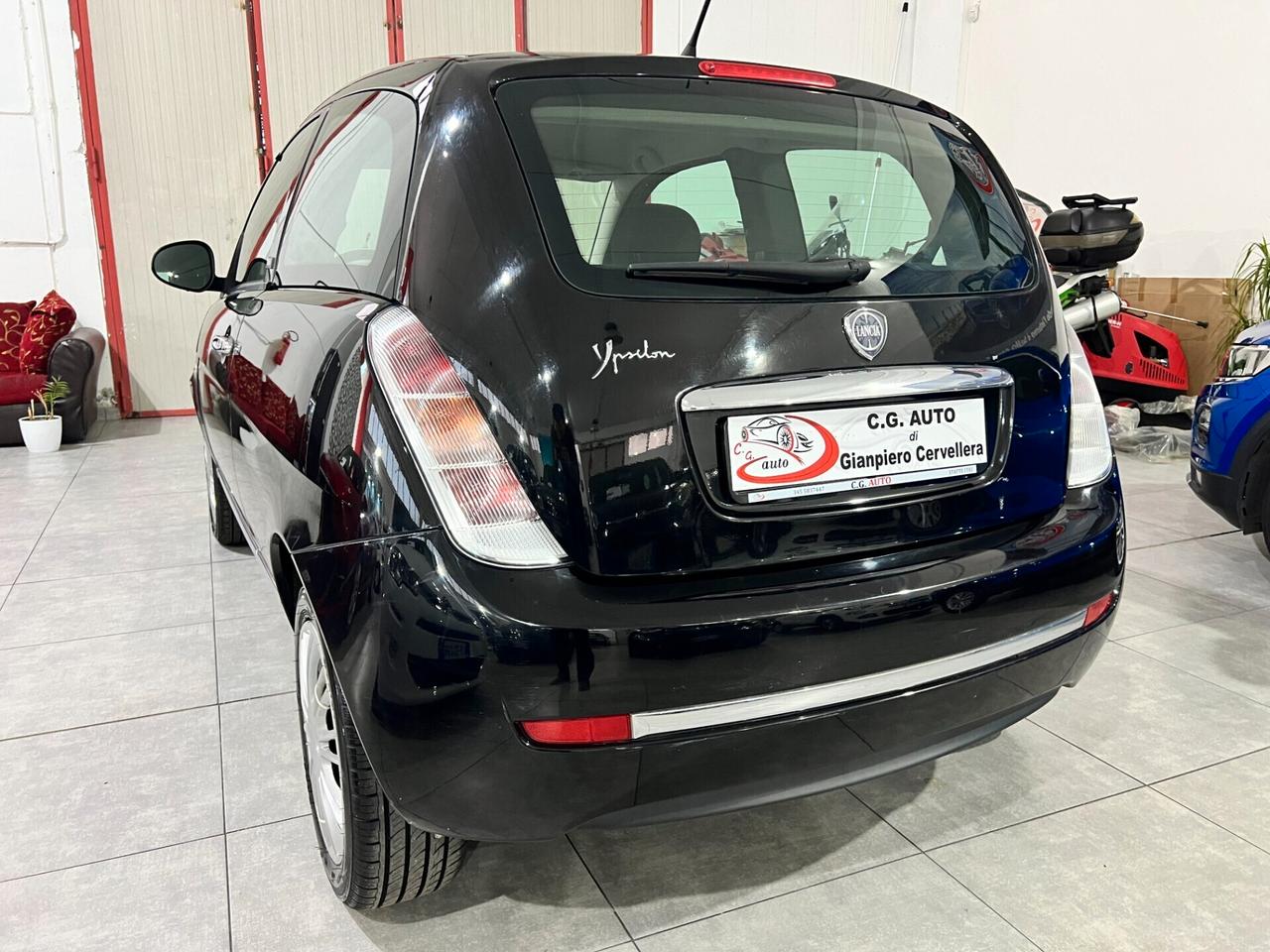 Lancia Ypsilon 1.3 MJT 75 CV - DIVA - 2011