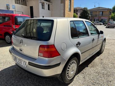 Volkswagen Golf 1.6 cat 5 porte