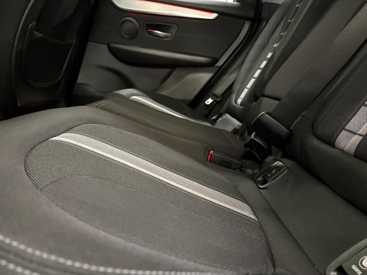 Bmw 218 d ACTIVE TOURER SPORT Aut.