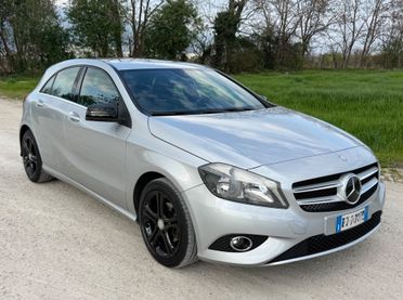 MERCEDES CLASSE A 180 CDI DARK NIGHT EDITiON
