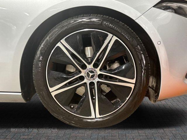 MERCEDES-BENZ A 180 Automatic Progressive Advanced