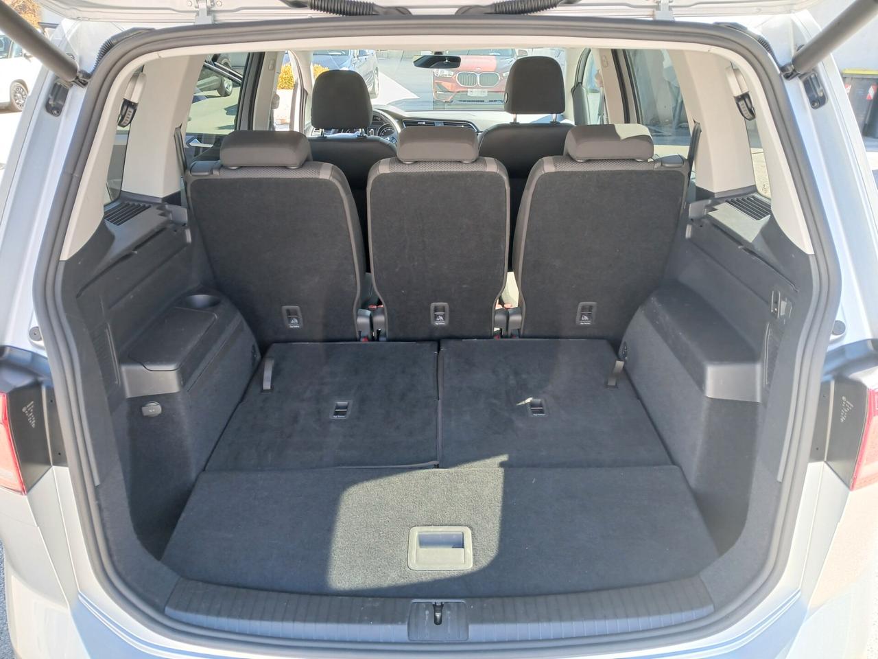 VOLKSWAGEN TOURAN 7 POSTI 2.0 TDI 122CV 2021 BUSINESS