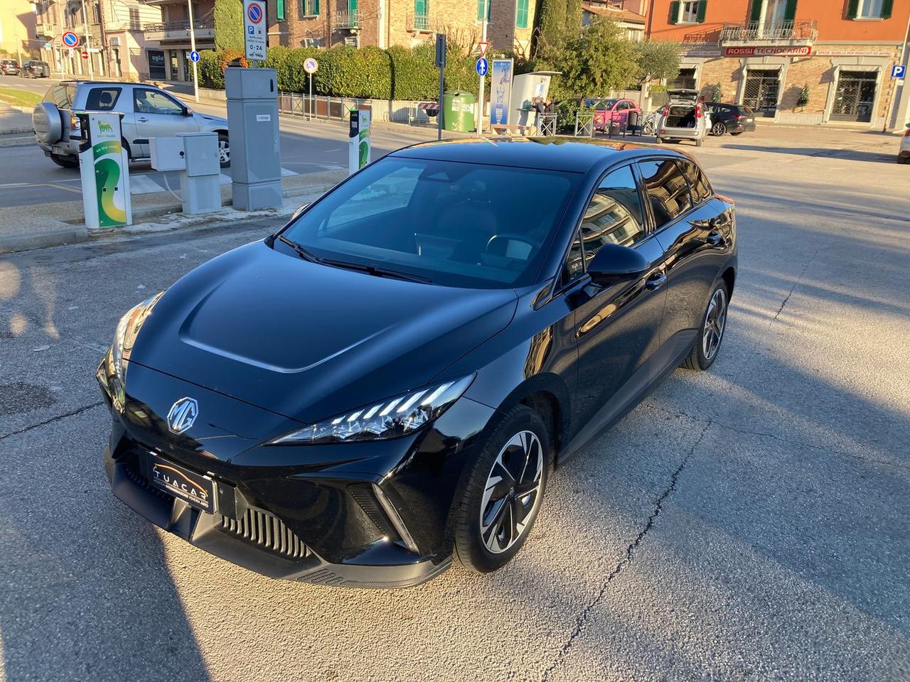 Mg MG4 4 EV Long Range 64 kWh LUXURY #8431