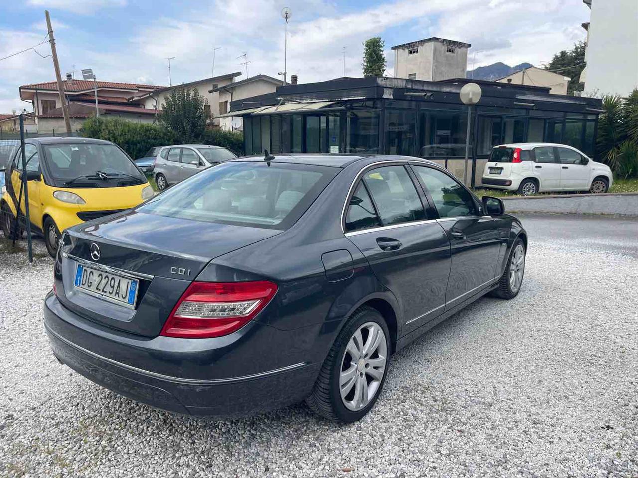 MERCEDES BENZ - C 220 - AUTOMATICA - AVANGARDE