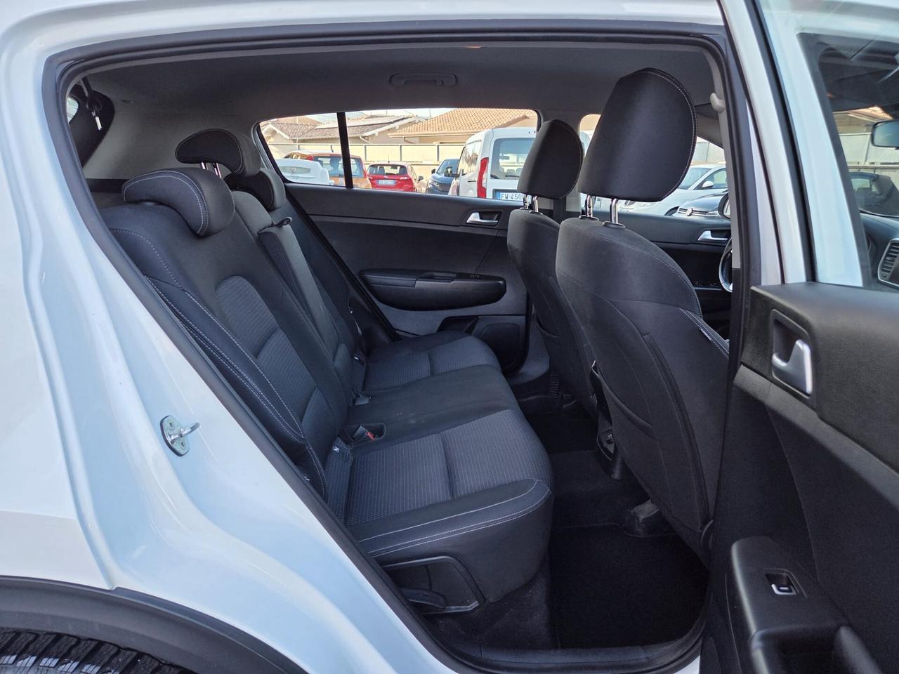 Kia Sportage 1.6 CRDI 136 CV 2WD Mild Hybrid Black Edition