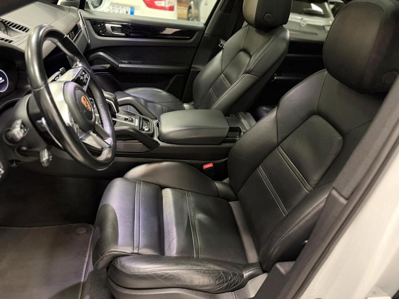 Porsche Cayenne Coupé 3.0B V6 FULL 2019