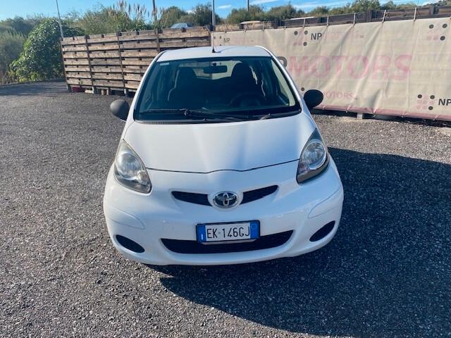 Toyota Aygo 1.0 12V VVT-i 5 porte Sol Connect
