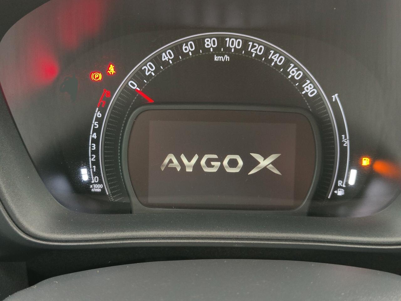 Toyota Aygo X 1.0 VVT-i 72 CV 5 porte Lounge Automatic