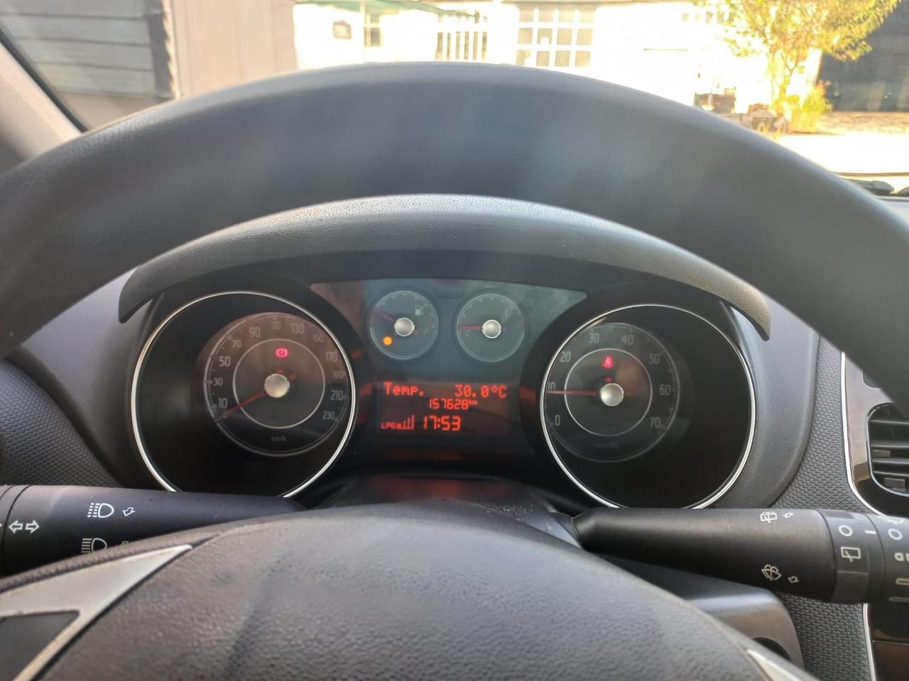 Fiat Punto 1.4 8V 5 porte Easypower Street