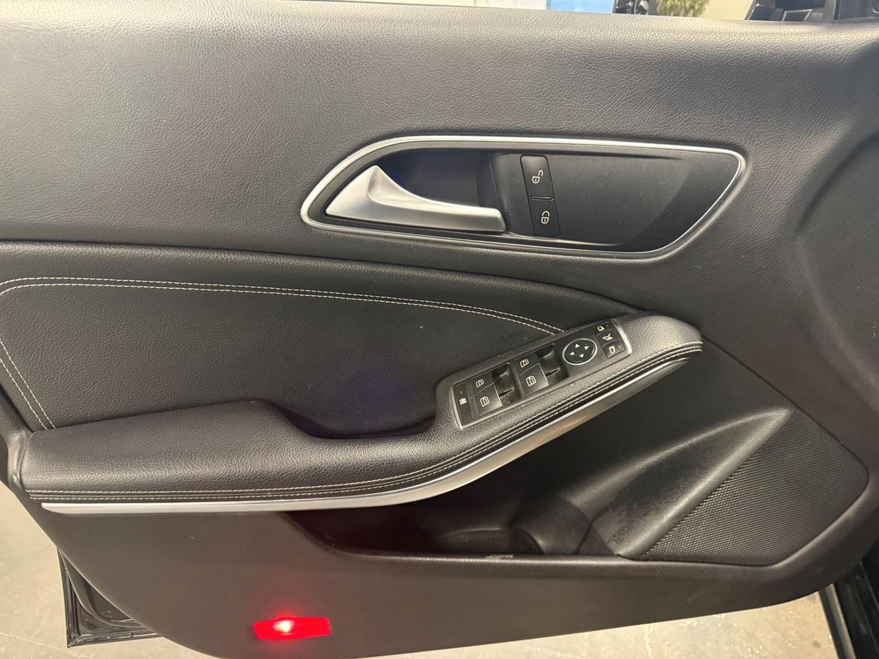 Mercedes-benz CLA 200 d S.W. Automatic Premium