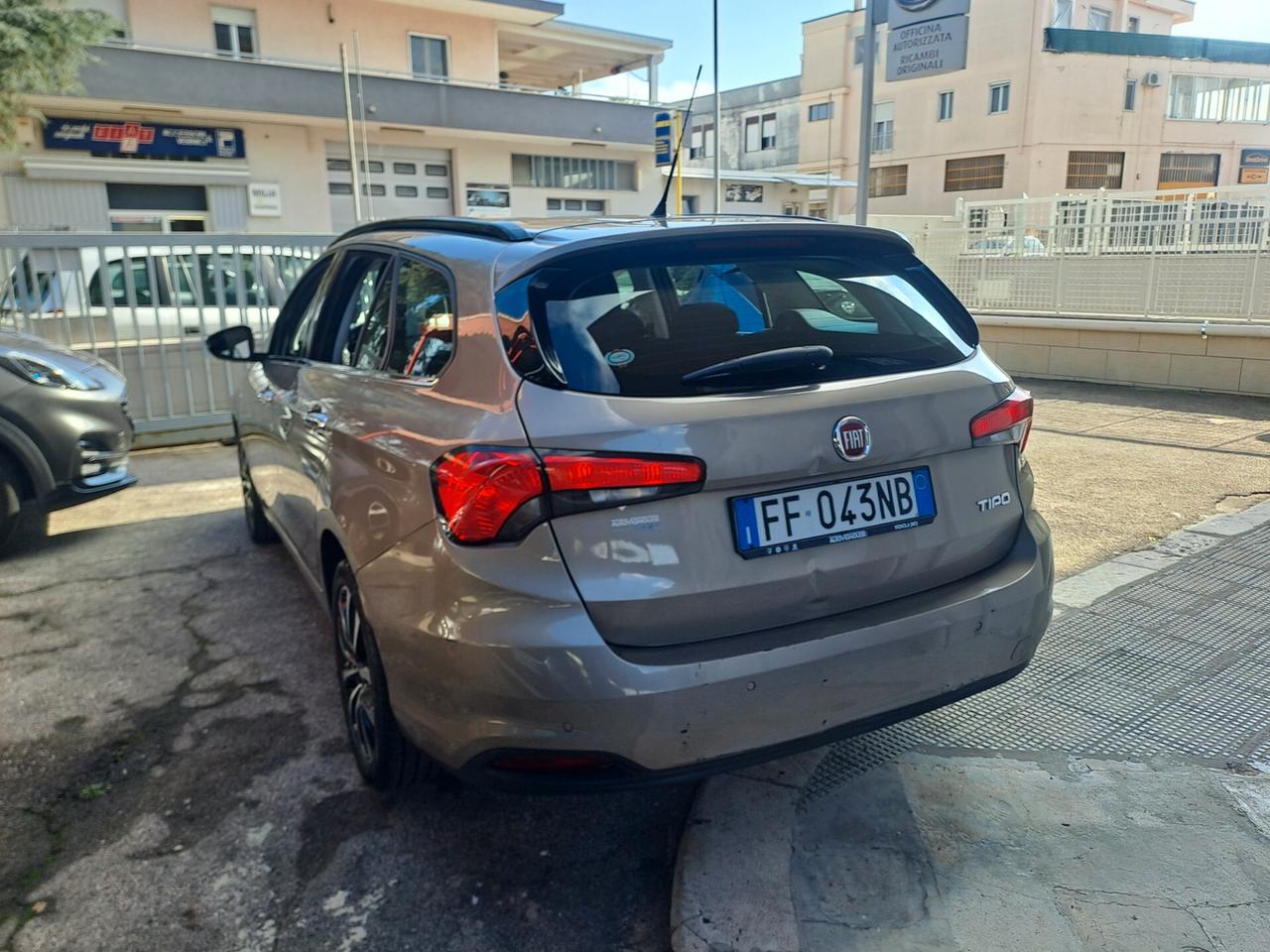 Fiat Tipo 1.4 t jet sw 120 cv gpl - lounge