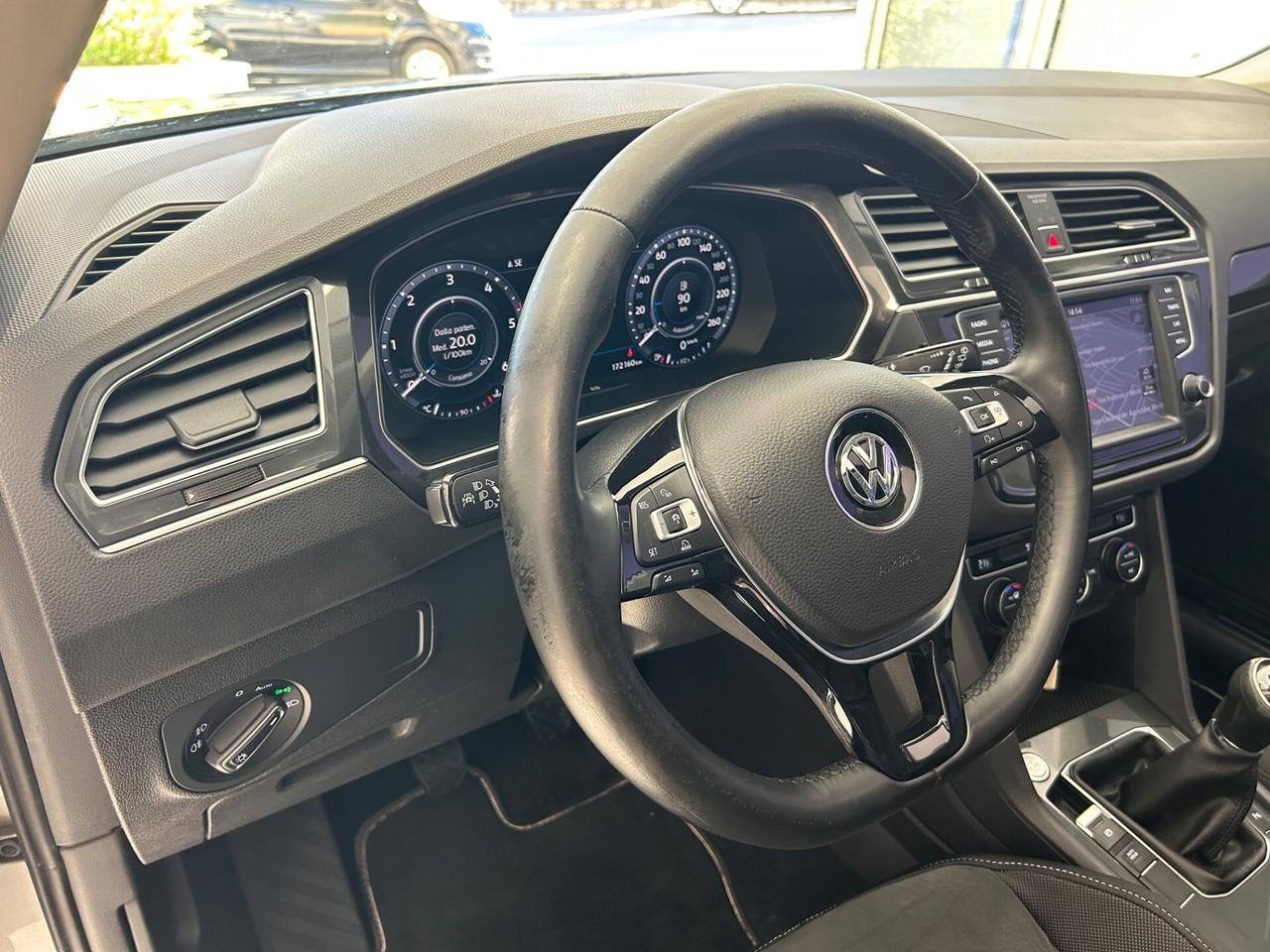 Volkswagen Tiguan 2.0 TDI R Line strafullll!!!!