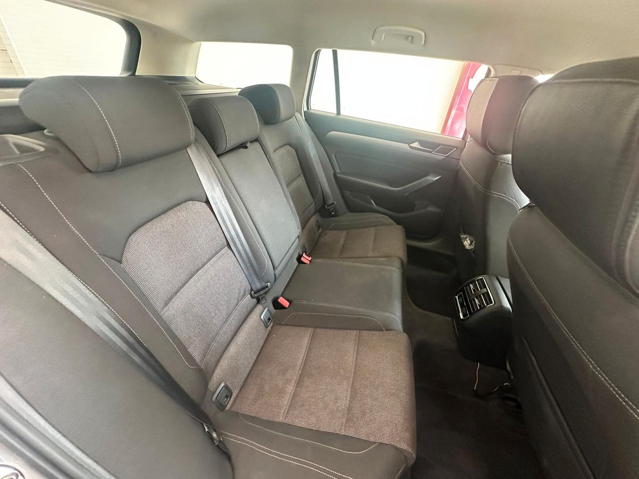 Volkswagen Passat 2.0 TDI Highline BlueMotion Technology