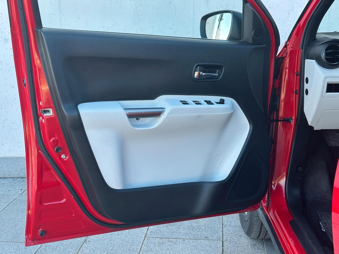 Suzuki Ignis 1.2 Dualjet iTop AGS Automatica