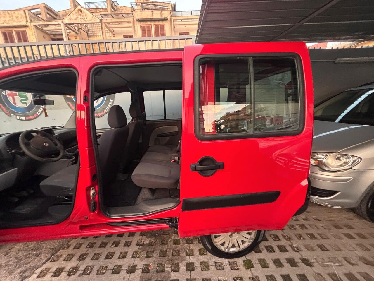 Fiat Doblo Doblò 1.6 16V Natural Power Active CON RINNOVO REVISIONE METANO ALL'ACQUISTO
