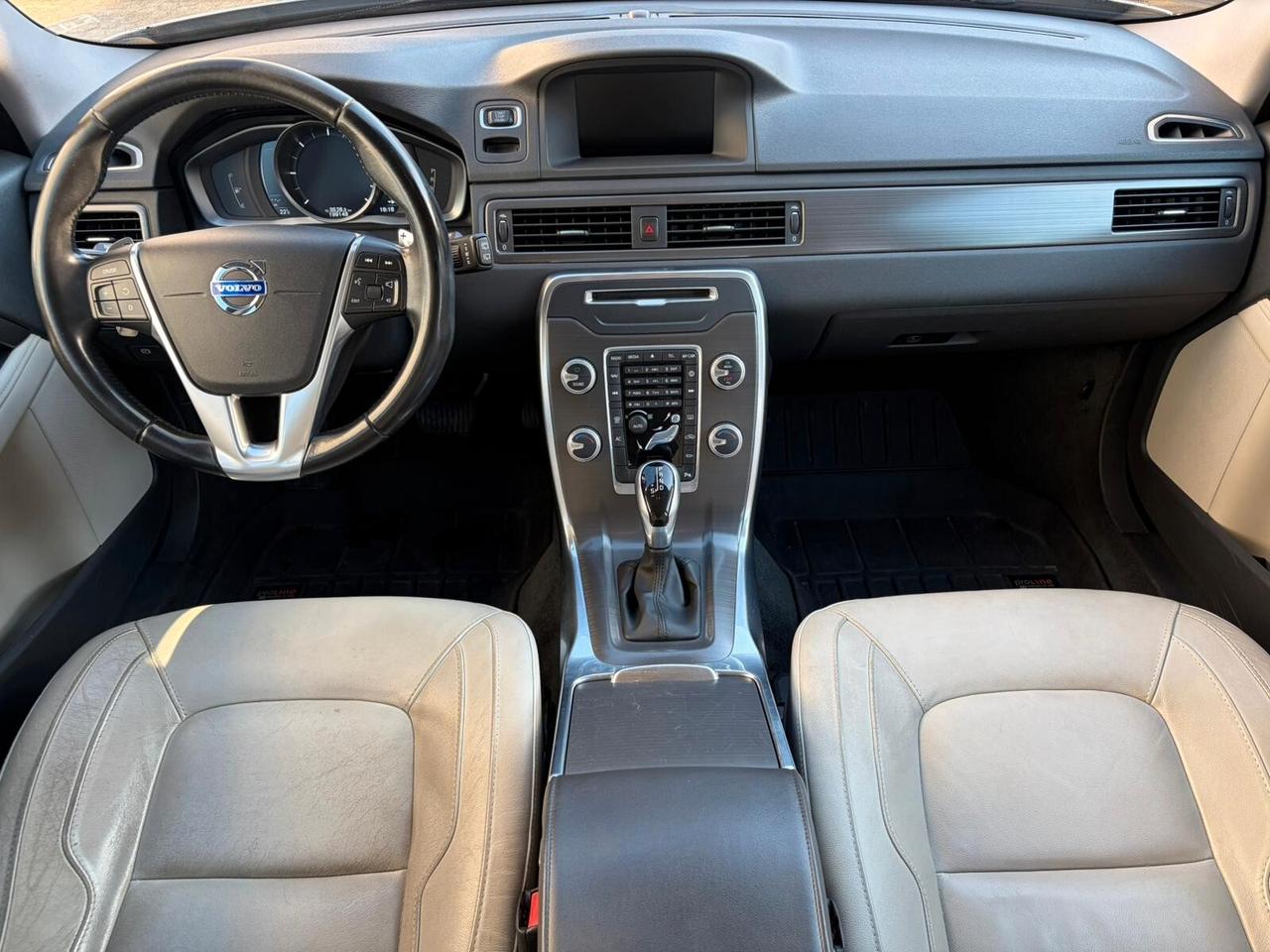 Volvo V70 D4 Geartronic Momentum*EURO6*PELLE