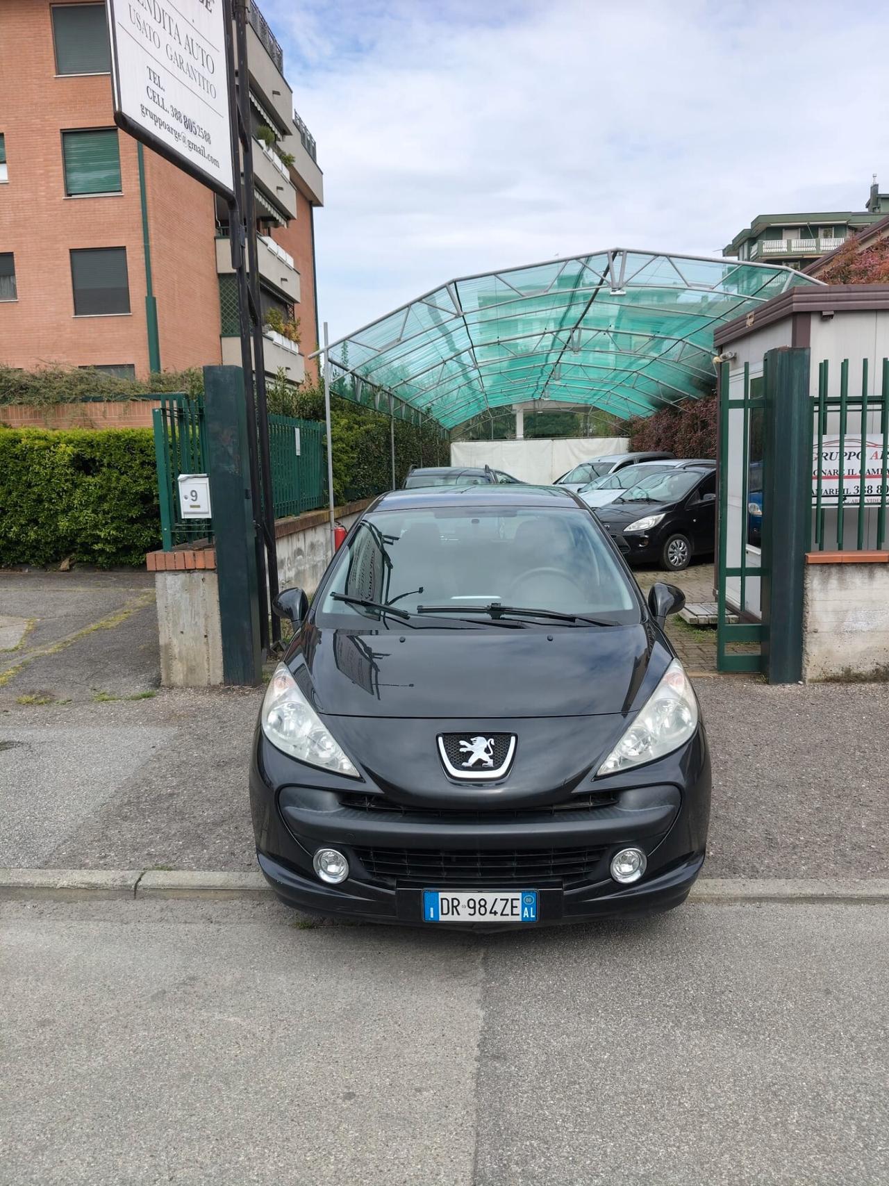 Peugeot 207 1.4 8V 75CV 5p. X Line