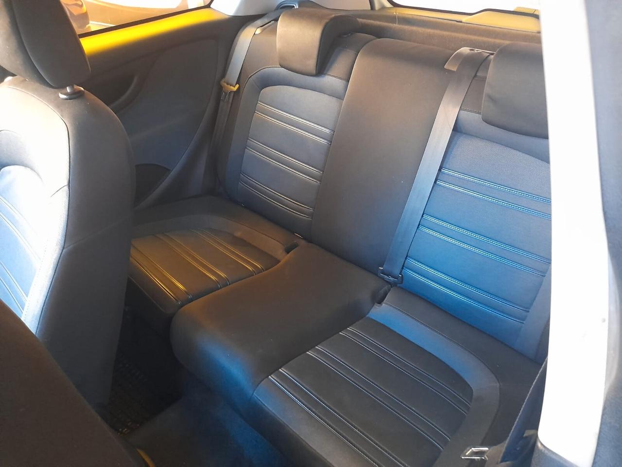 Fiat Grande Punto 1.3cc diesel 12 mesi garanzia-2011