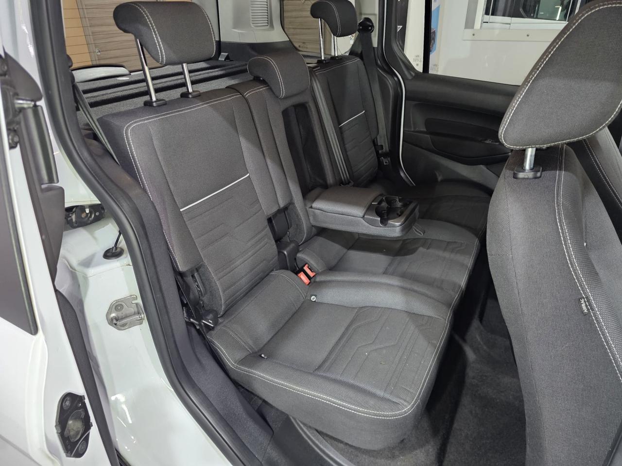Ford Tourneo Connect 1.6 TDCi 115 CV Titanium