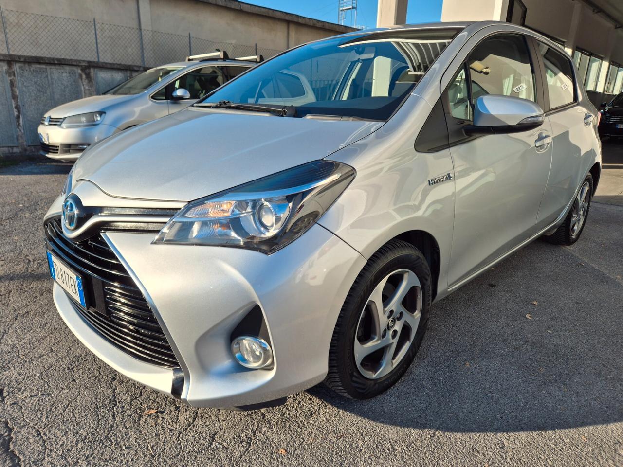 Toyota Yaris 1.5 Hybrid 5 porte Business