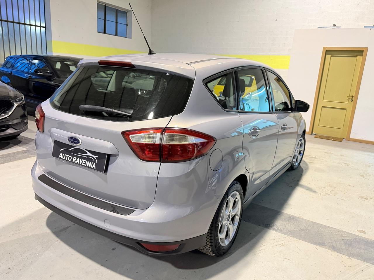 Ford C-Max 1.6 TDCi 115CV Titanium Neopatentati