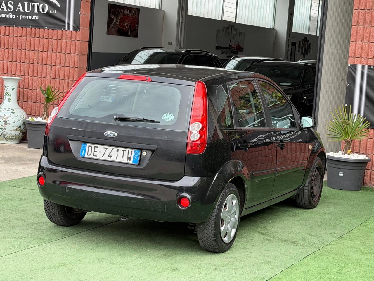 Ford Fiesta 1.2 16V 3p. Ghia