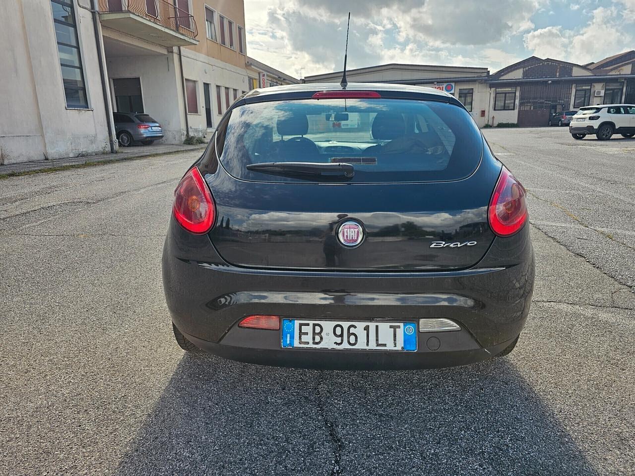 FIAT BRAVO 1.4 GPL GUIDABILE DA NEOPATENTATI