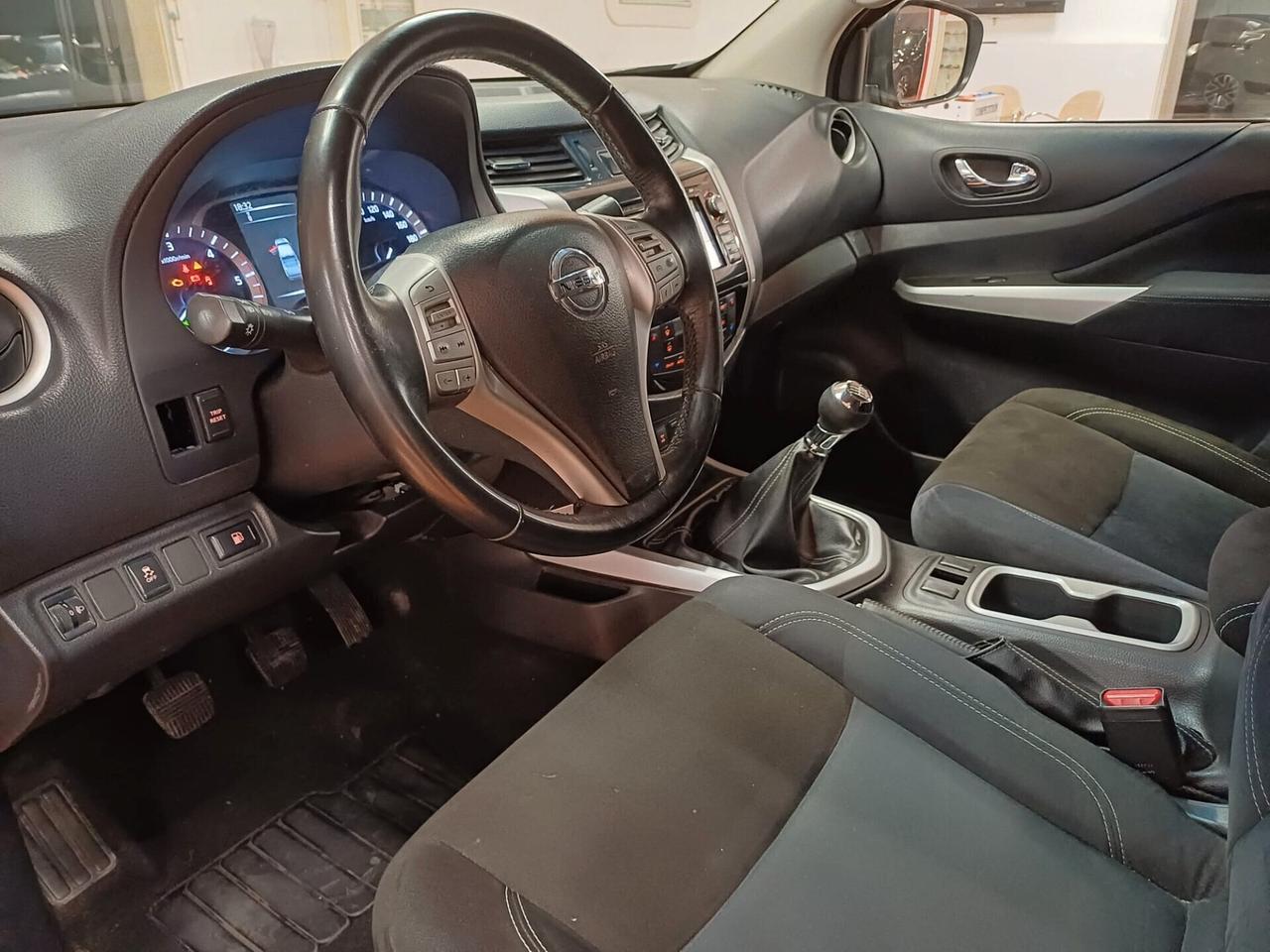 Nissan Navara 2.3 dCi 4WD Double Cab N-Connecta