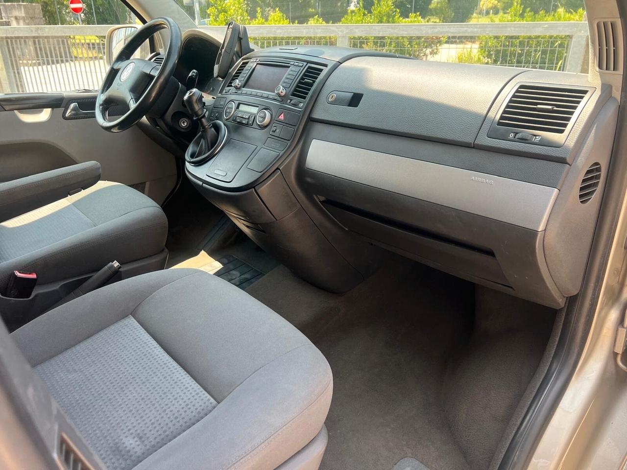 Volkswagen T5 MULTIVAN T5 CARROZZERIA NUOVA E MOTORE