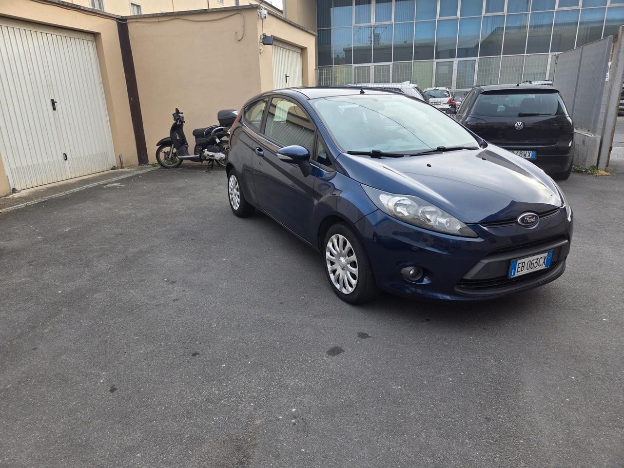 Ford Fiesta 1.4 TDCi 70CV 3 porte Titanium perfetta possibilita 12 mesi garanzia neopatentati ok