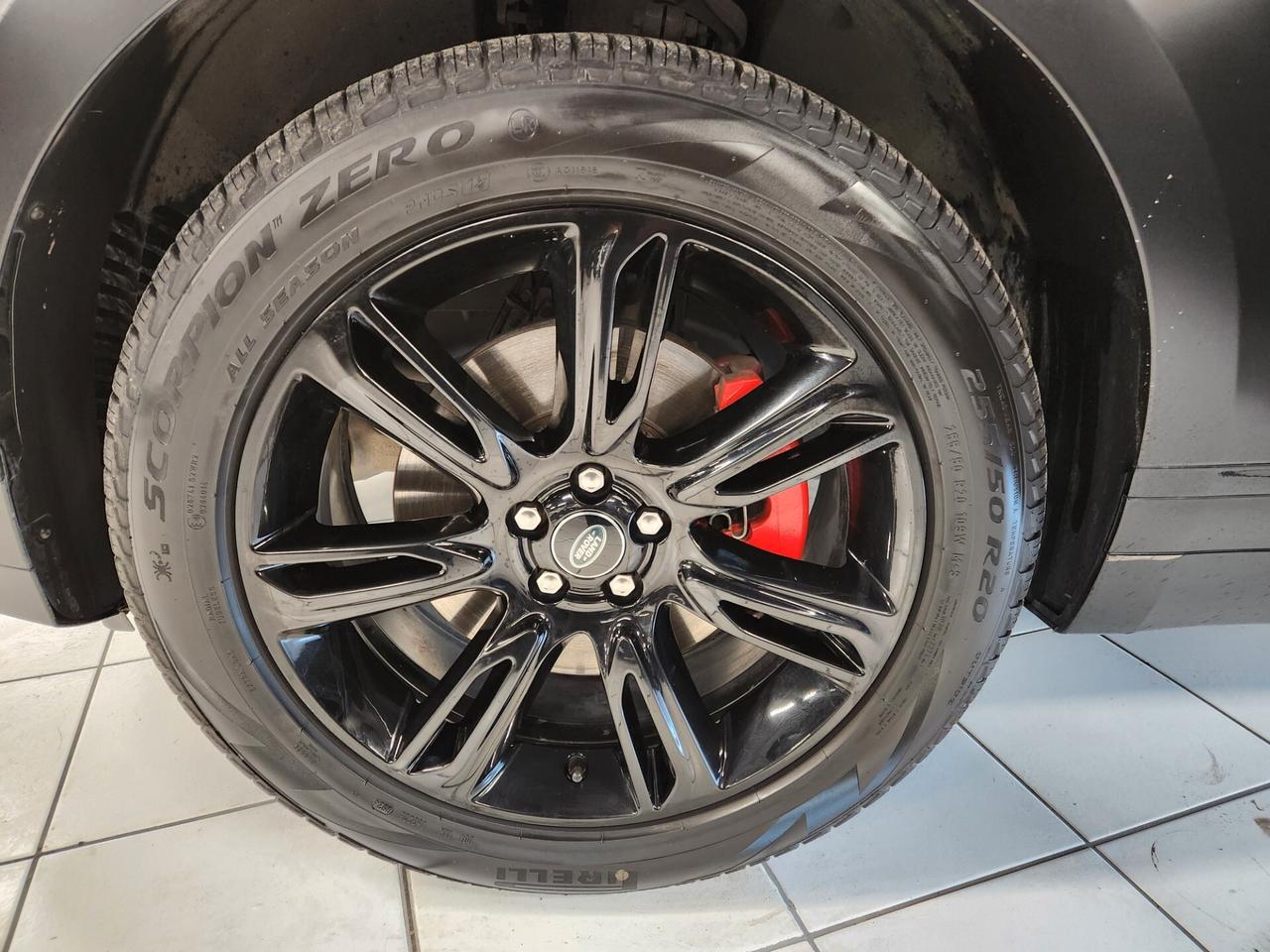 Land Rover Range Velar 2.0D I4 204 CV R-Dynamic HSE