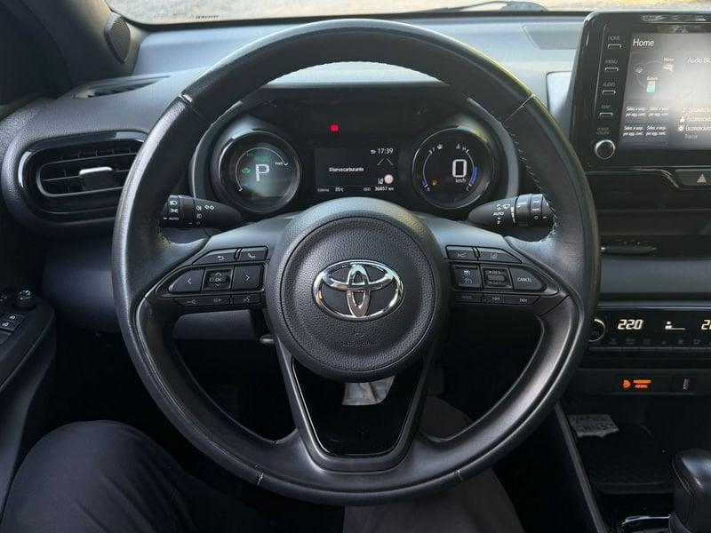 Toyota Yaris Yaris 1.5h Lounge “TETTO PANORAMA “