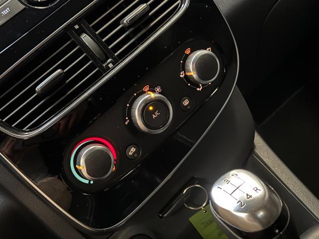RENAULT Clio 1.2 75CV 5 porte Life