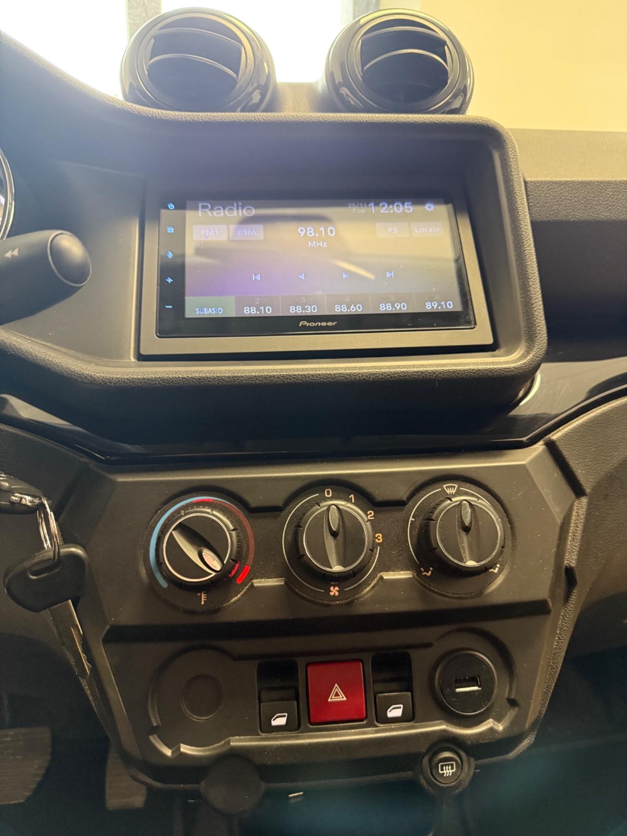 Aixam City Sport Emotion