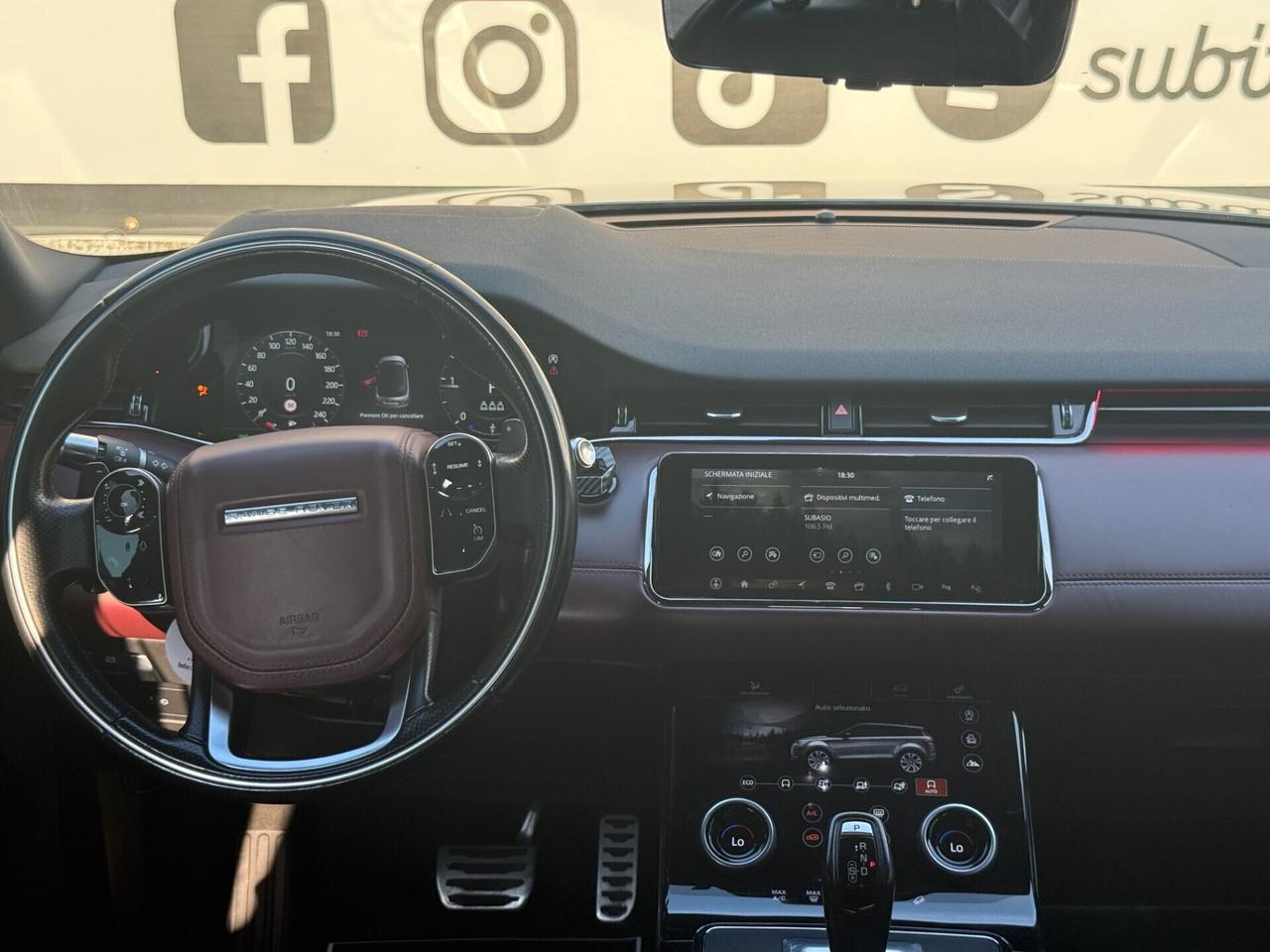Land Rover Range Evoque 2.0D I4 180 CV AWD Auto R-Dynamic HSE