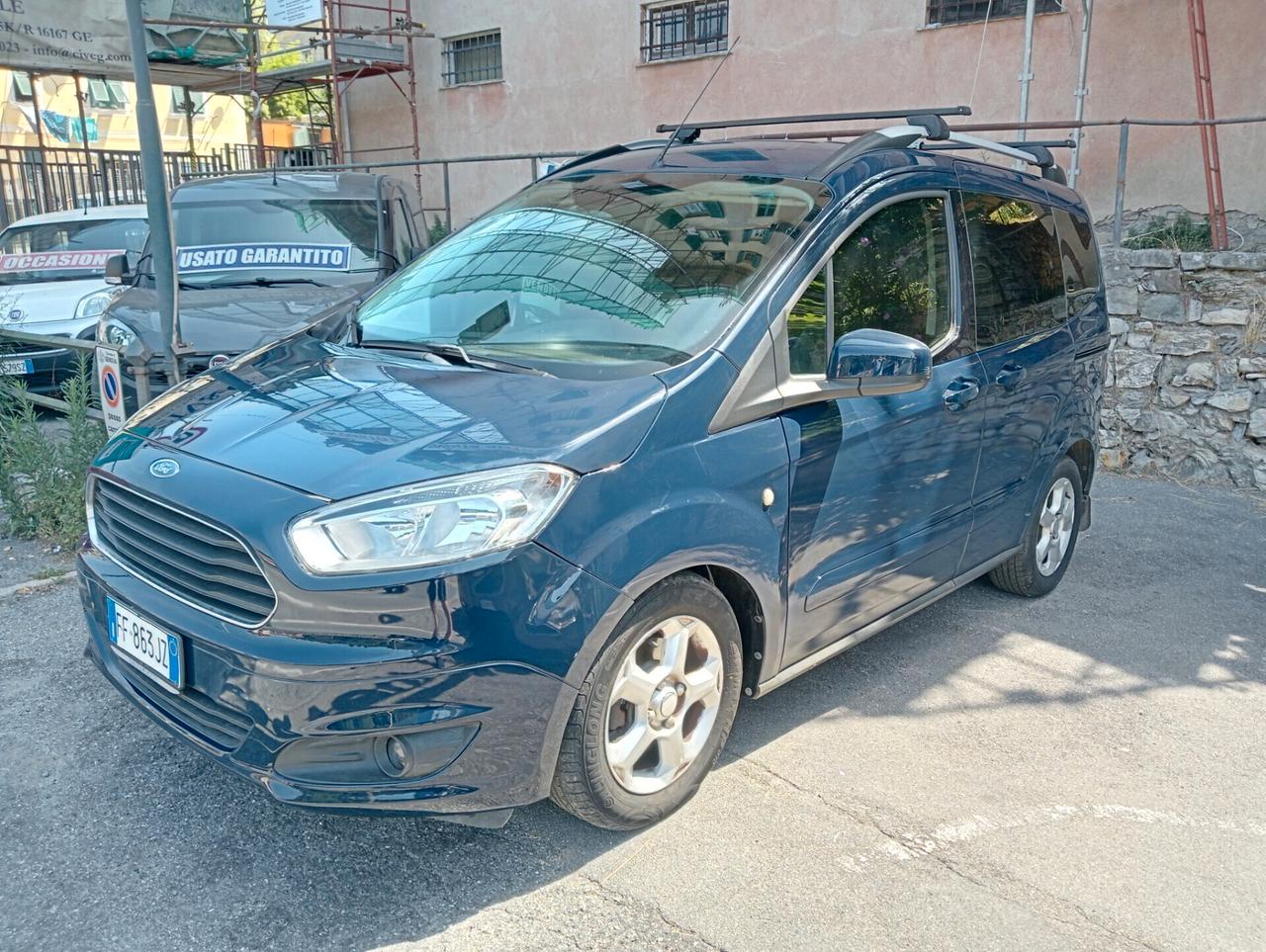 Ford Tourneo Courier Plus benzina unico proprietario euro 6